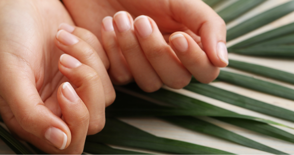 Mẫu nail tinh tế